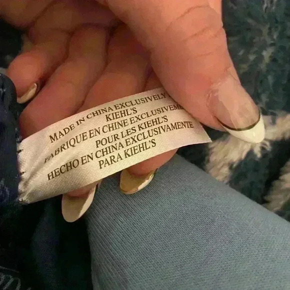 Kiehl’s Makeup Bag. No signs of use. In great condition. - Picture 4 of 4